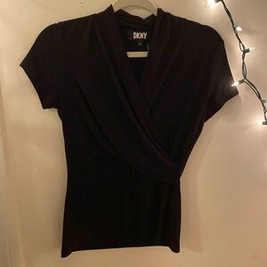 DKNY BUSINESS CASUAL TIGHT CROSSED BLACK BLOUSE
